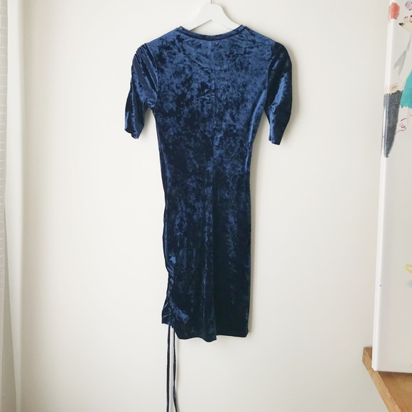 H&M blue crushed velvet ruched minidress - Picture 6 of 10